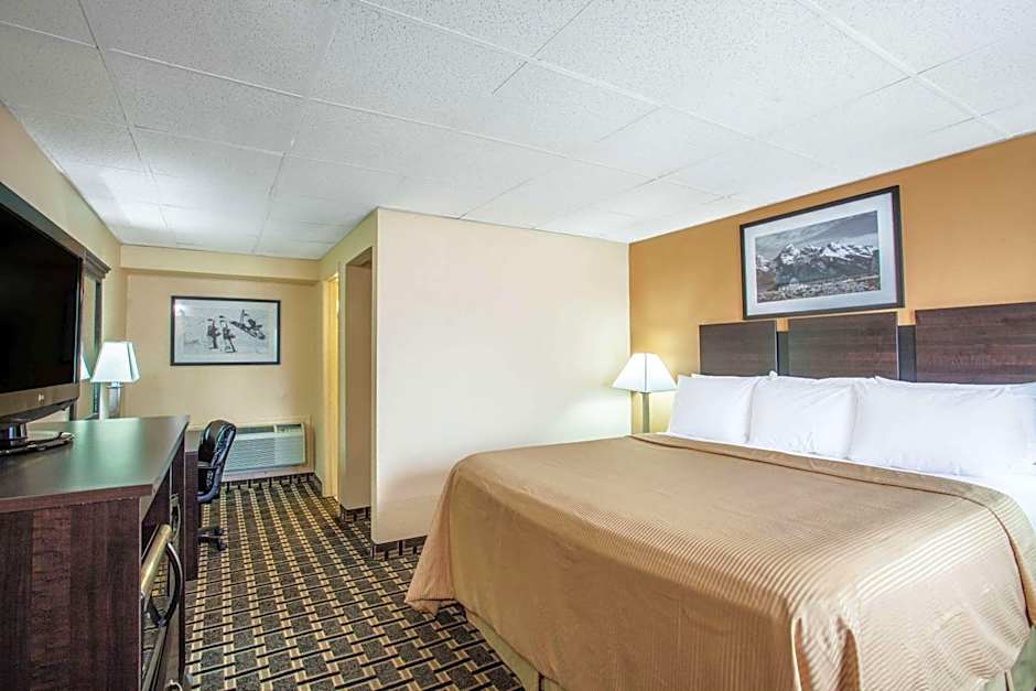 Travelodge by Wyndham South Burlington
