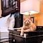 The Algonquin Hotel Times Square, Autograph Collection by Marriott