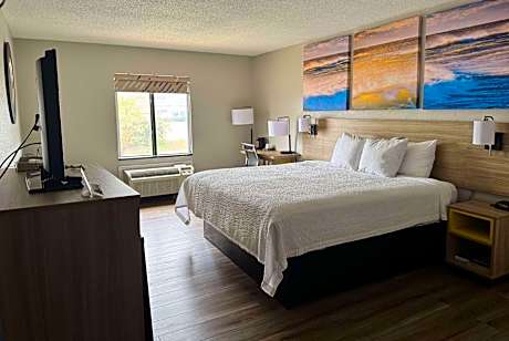 King Room - Non-Smoking