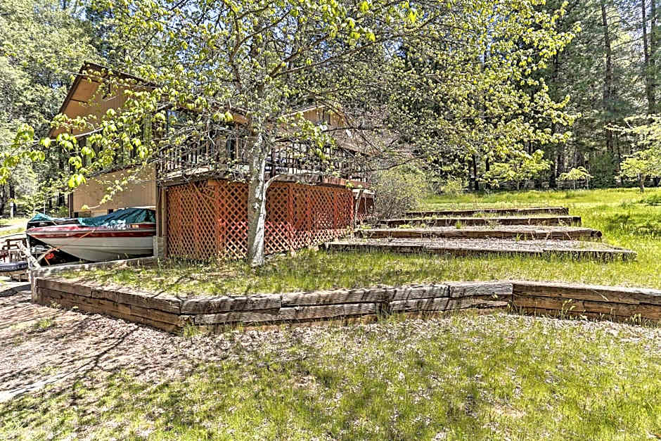 Vibrant Weaverville Escape with Deck and Creek!