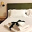 B&B Romeo Luxury Rooms