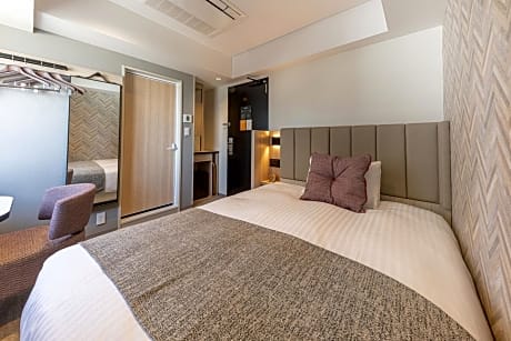 Standard Double Room (2 Adults) - Non-Smoking