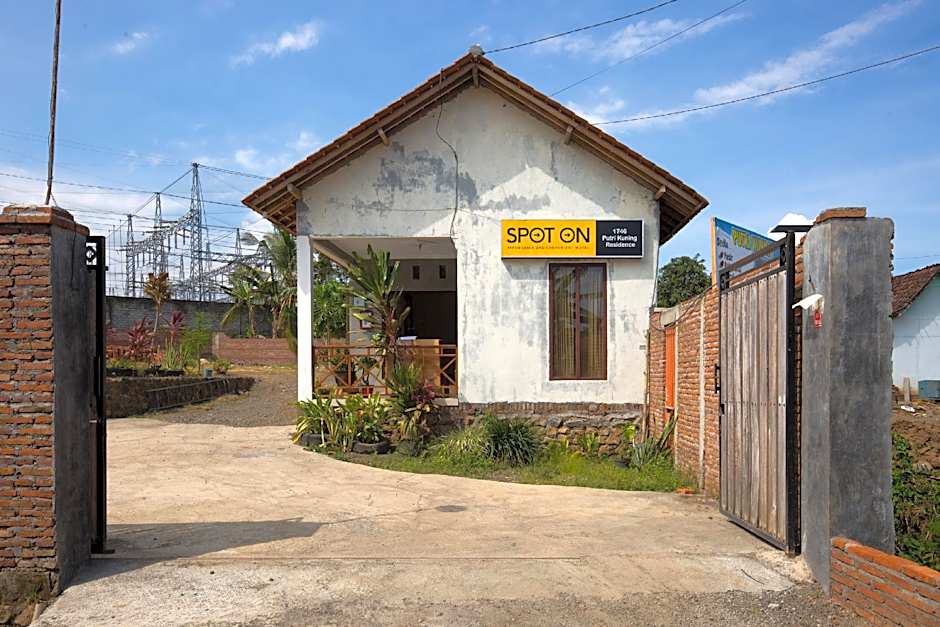 SPOT ON 1746 Putri Kuning Residence