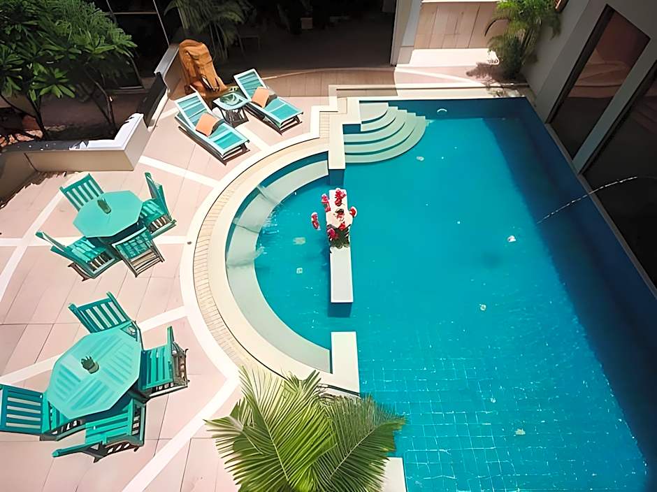 Grand Asoke Suites Boutique Residence