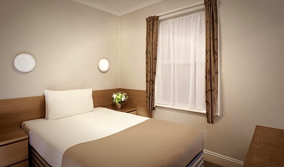 Lords Hotel