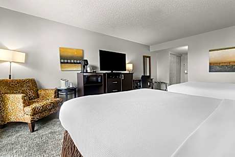 Queen Room with Two Queen Beds and Bath Tub - Disability Access/Non-Smoking