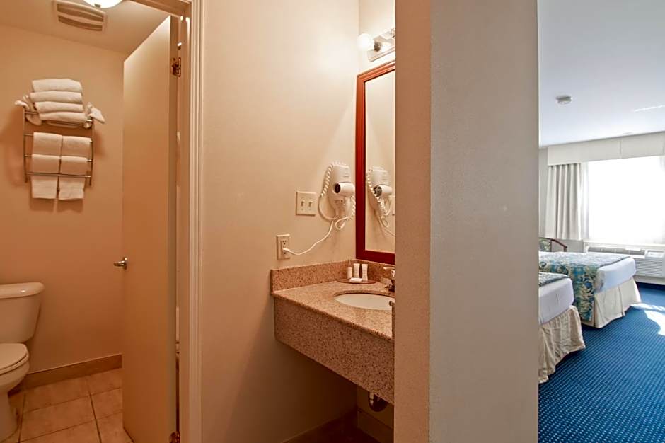 Travelodge by Wyndham Trenton