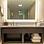 Crowne Plaza Executive Center Baton Rouge By IHG