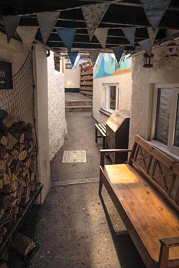 Manorbier Castle Inn Sunset Room