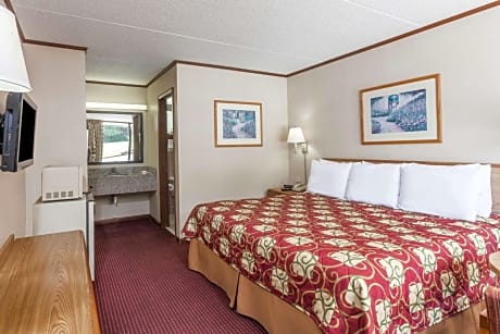 King Room - Non-Smoking