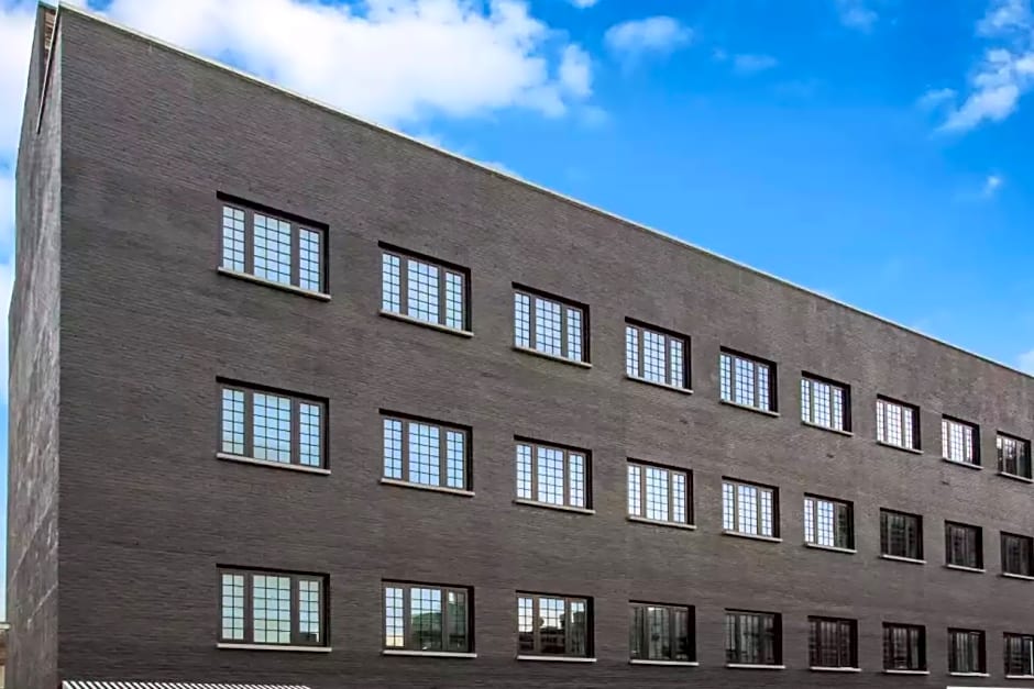 Gowanus Inn & Yard Hotel