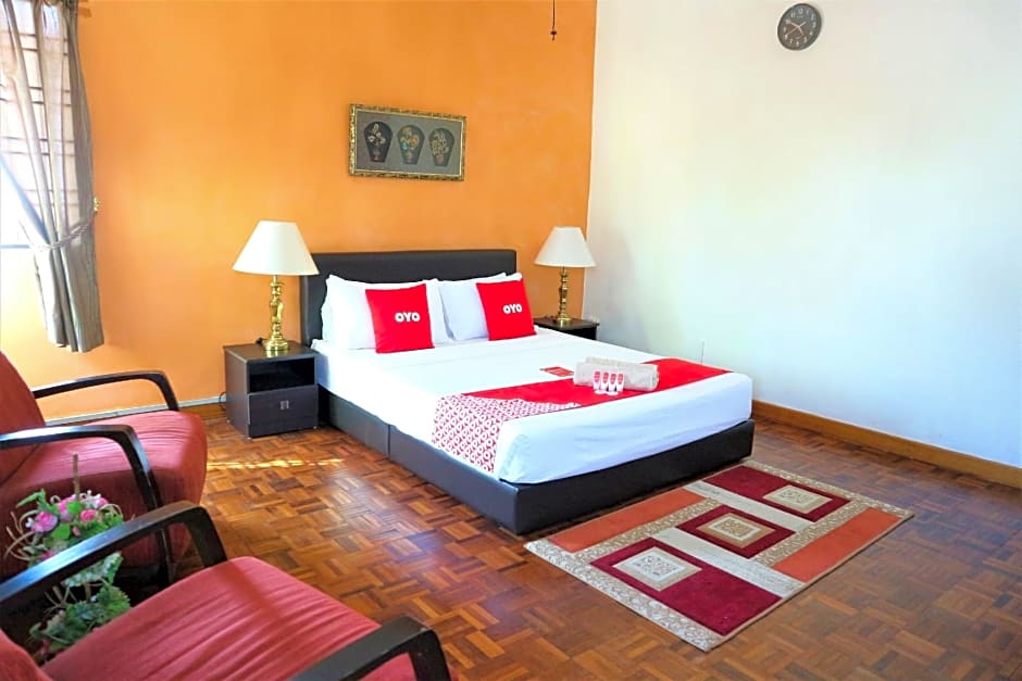 OYO Homes 90300 D'hitech Home
