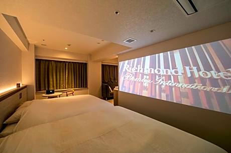 Twin Room (3 Adults) - Main Building  - Non Smoking