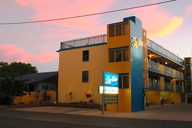 Sky View Units Bowen