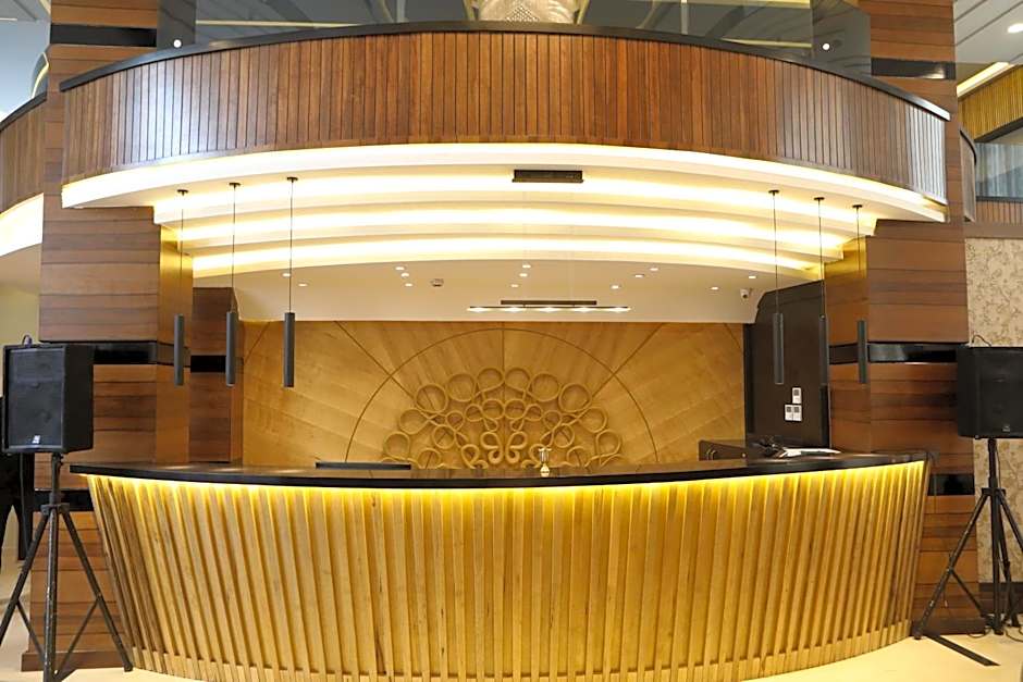 فندق صحارى الخليج Sahara Gulf Hotel Apartments