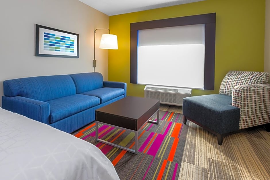 Holiday Inn Express Hotel & Suites Woodhaven By IHG