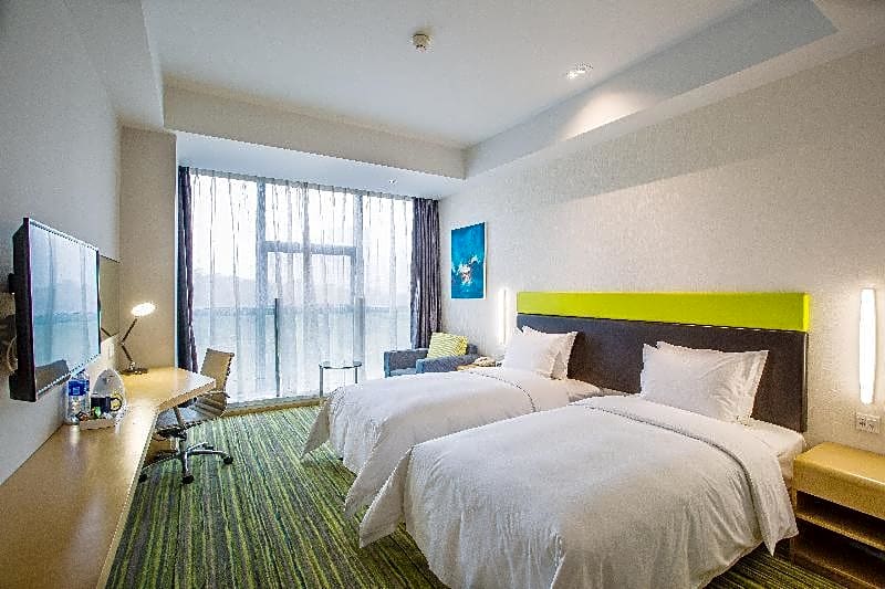 Holiday Inn Express Bengbu Downtown, an IHG Hotel