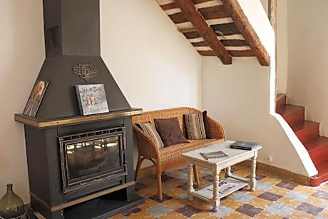 Mixed Dormitory Room