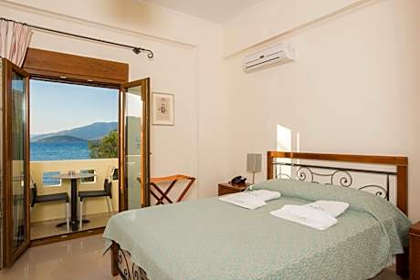 Standard Room with Sea View