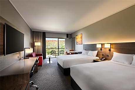 Double Double Deluxe Room With Mountain View