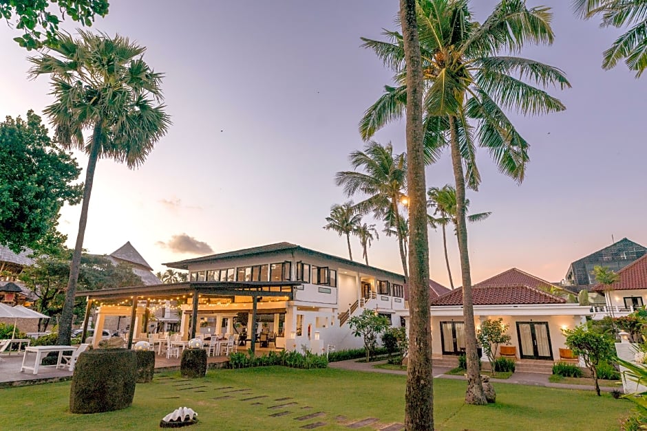 Legong Keraton Beach Hotel