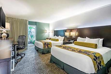 Queen Room with Two Queen Beds - Non-Smoking