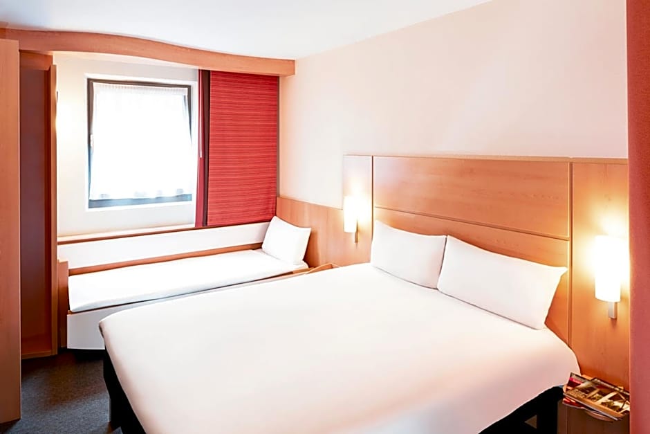 Ibis Borehamwood Hotel