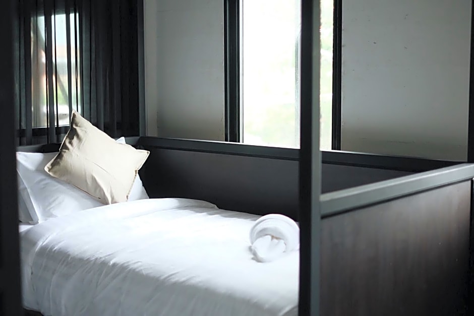 THE TREE Sleep and Space