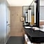 Courtyard by Marriott Luoyang
