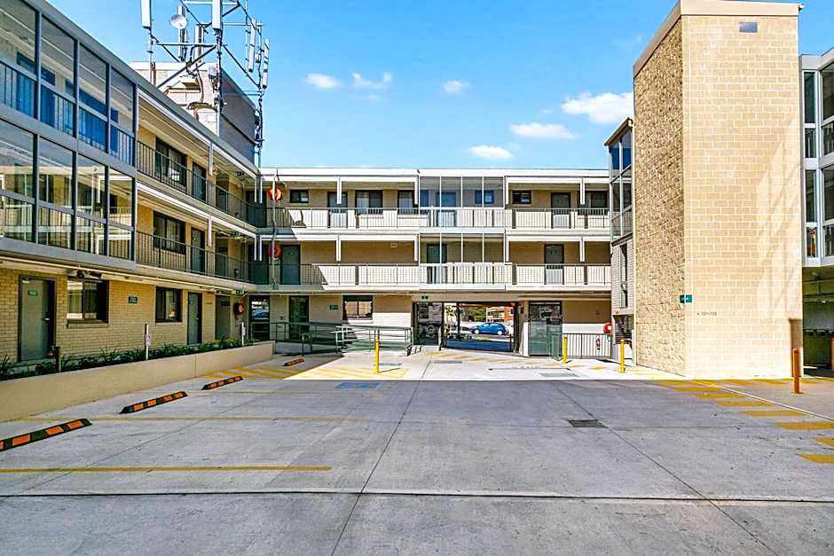 Quality Inn Sunshine Haberfield