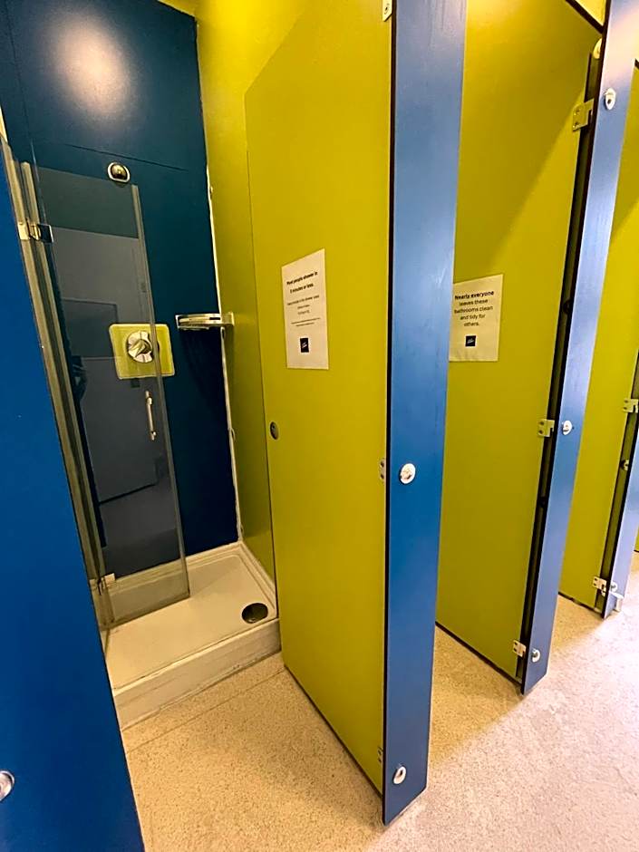 Saint James Backpackers