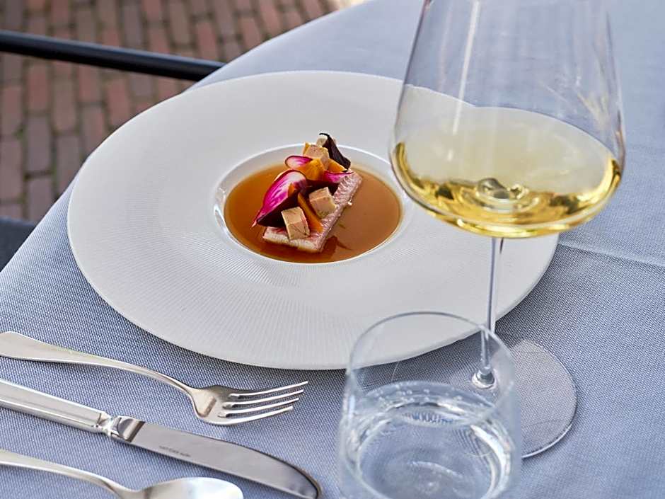 De Nederlanden, Restaurant & Boutique Hotel