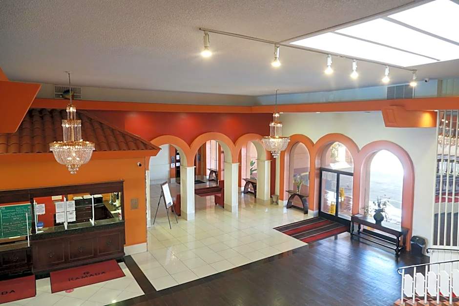 Ramada by Wyndham Fresno North