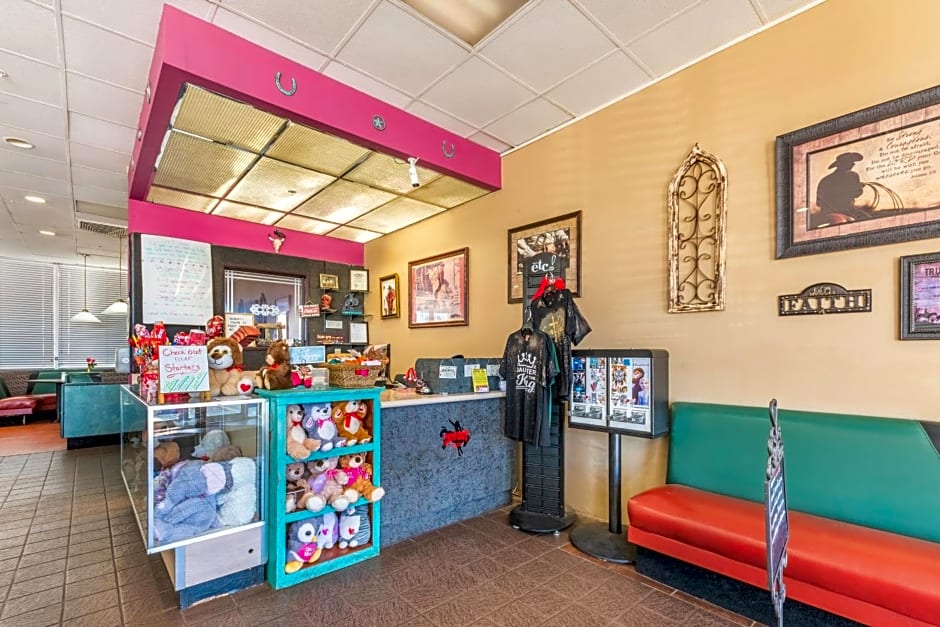Americas Best Value Inn of Elk City