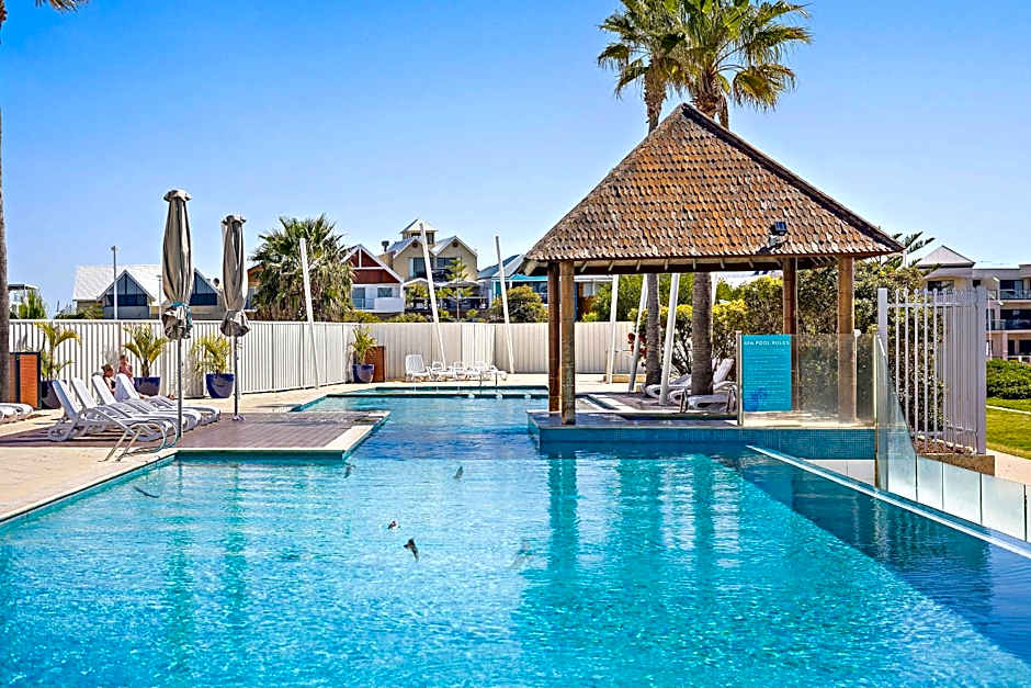 Mandurah Resort by the Beach