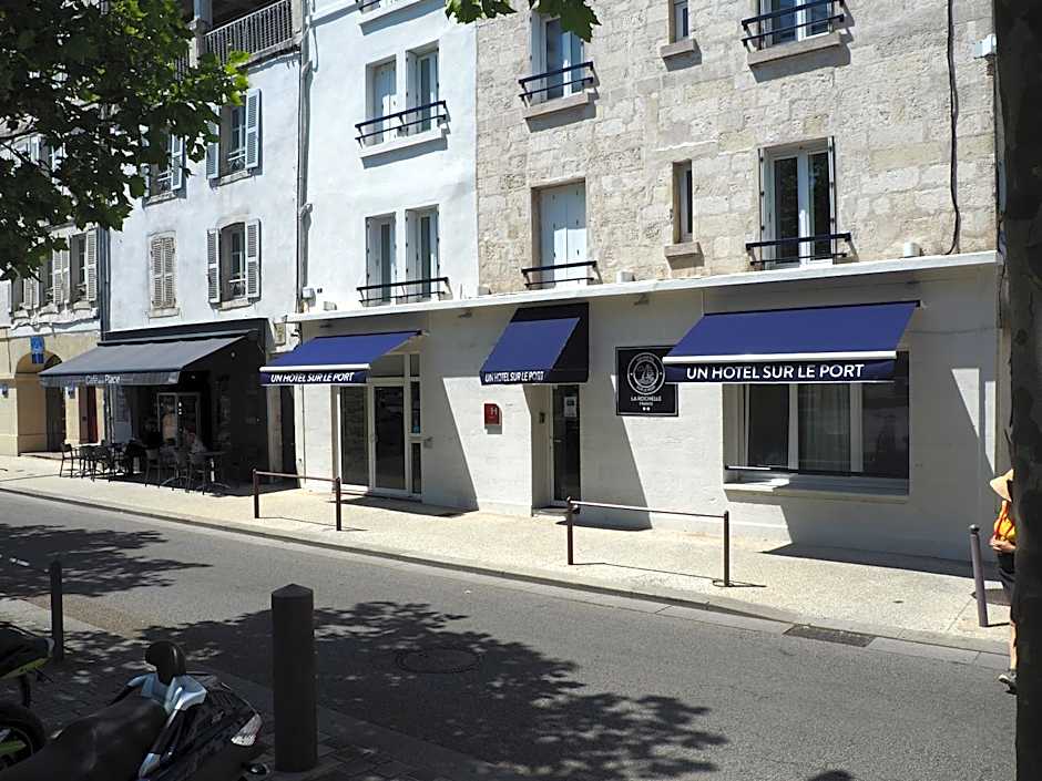 Un Hotel sur le Port