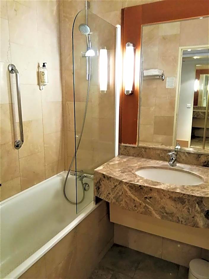 Hotel Inn Paris CDG Airport
