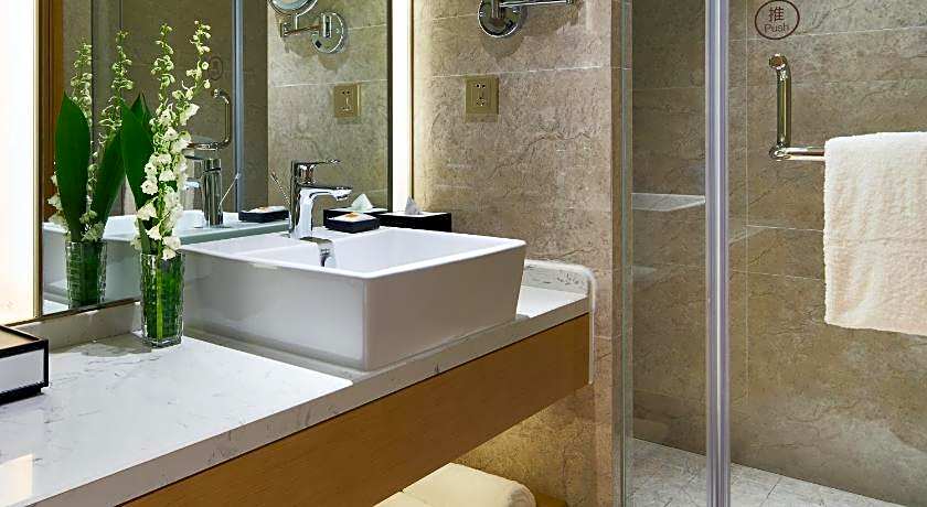 The QUBE Hotel Shanghai Sanjiagang