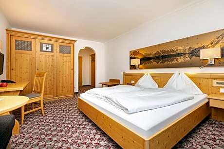 Double Room with Extra Bed