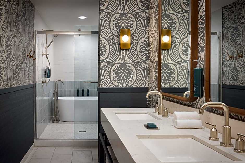 DoubleTree By Hilton Guest Suites Lexington