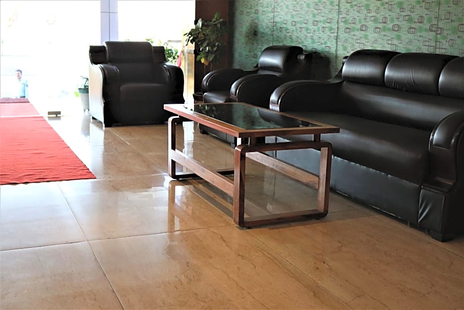 HOTEl VAISHNAVI HEIGHTS