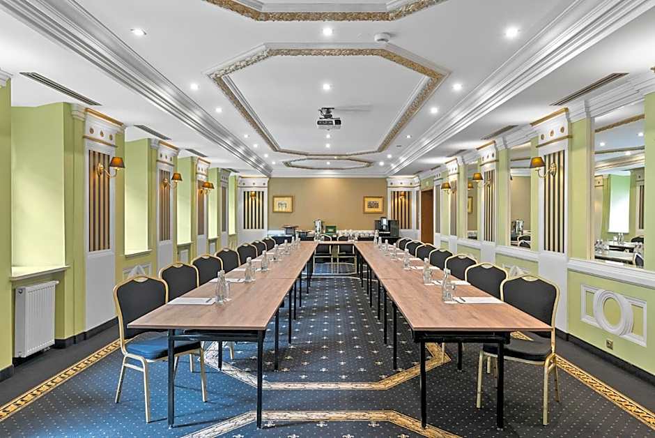 Hotel Diament Arsenal Palace Katowice - Chorzów