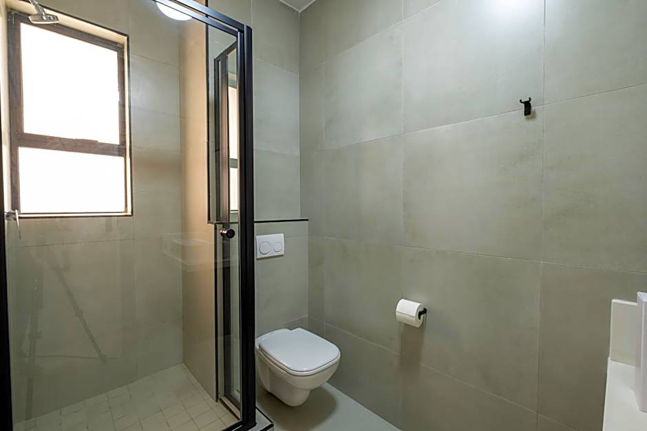 Inn & Out Plus Rosebank