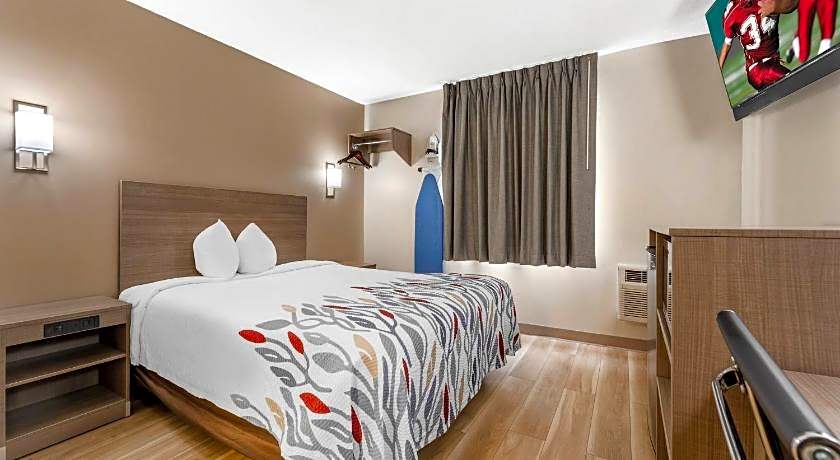 Red Roof Inn Johnstown