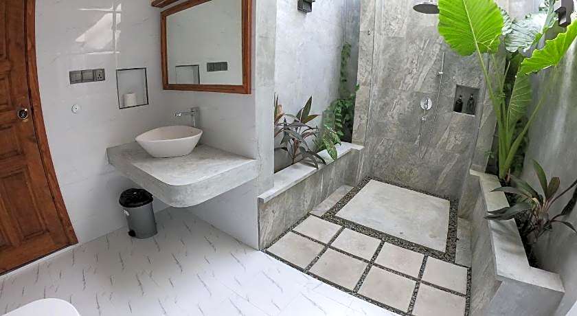 Tiger shark Residence 