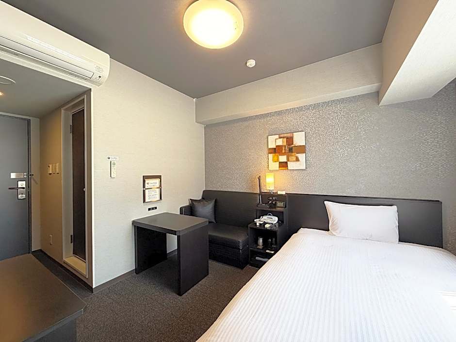 Hotel Route-Inn Grand Ota Ekimae
