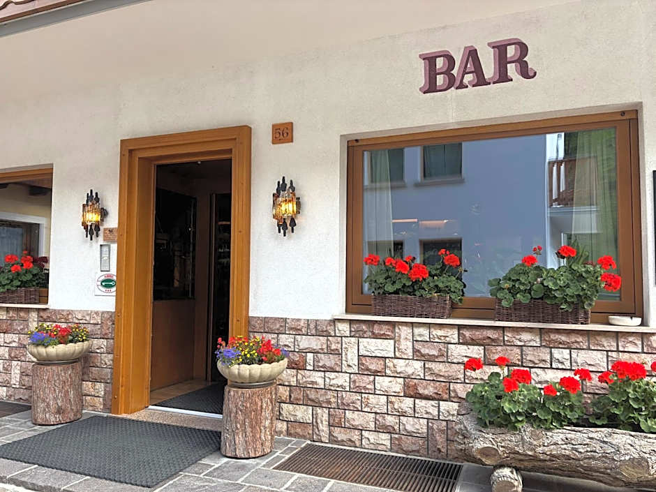 Hotel Garnì Ai Serrai