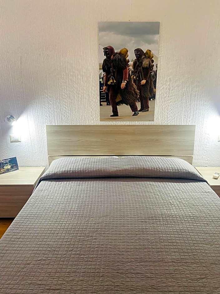 Green Gallery Hotel and Restaurant