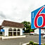 Motel 6-Warminster, PA