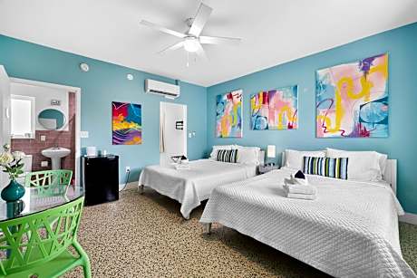 Deluxe Queen Room with Two Queen Beds